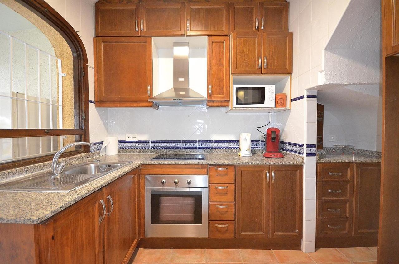 Agradable Adosado Con Piscina, Duchas Hidromasaje Villa Torrevieja Eksteriør bilde